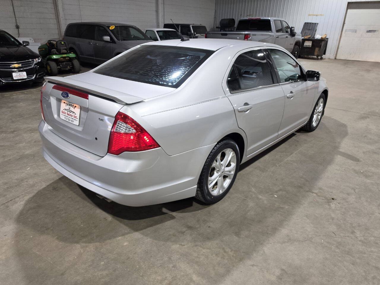 Used 2012 Ford Fusion SE FWD image 13