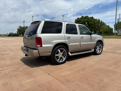 Used 2005 Cadillac Escalade 2WD image 26