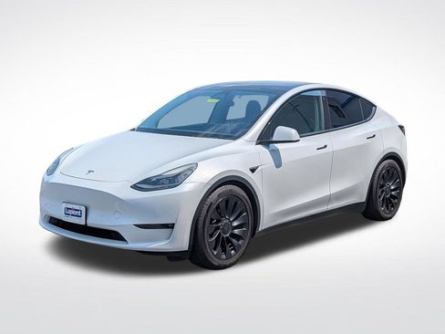 Used 2022 Tesla Model Y Performance AWD/4WD image 9