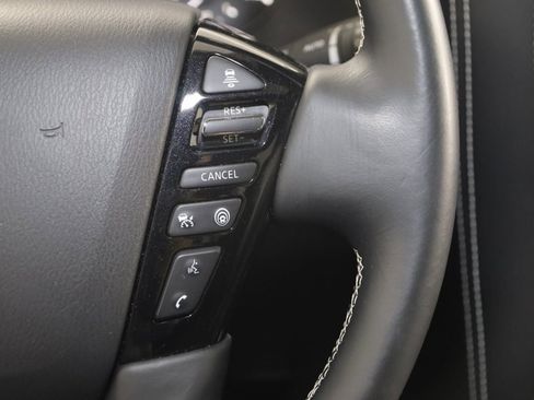 Used 2023 INFINITI QX80 Premium Select w/ All-Season Package image 40