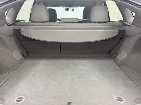 Used 2015 Toyota Prius Two FWD image 22
