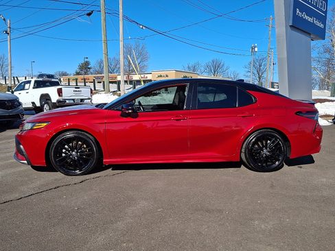 Used 2021 Toyota Camry XSE image 7