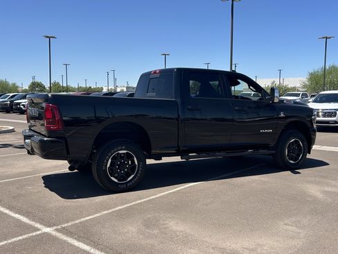 Used 2025 RAM 2500 Laramie AWD/4WD image 5