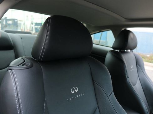 Used 2013 INFINITI G37 x Coupe w/ Premium Pkg image 17