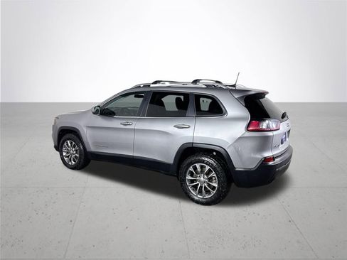 Used 2019 Jeep Cherokee Latitude Plus w/ Cold Weather Group image 8