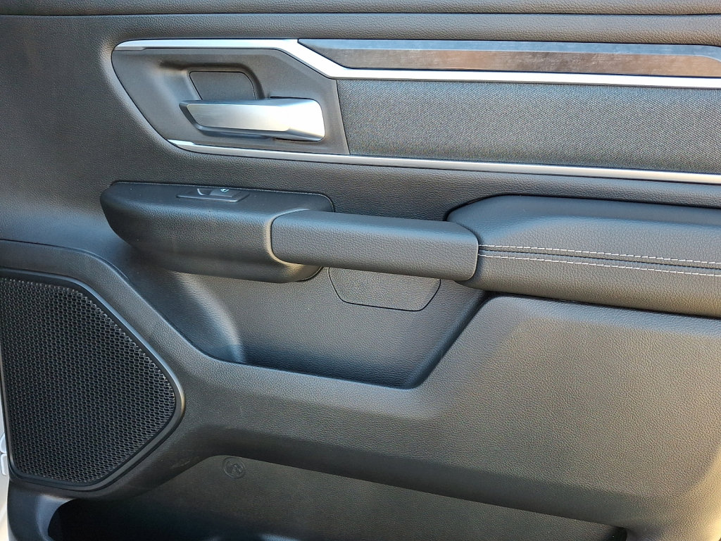 Used 2023 RAM 1500 Big Horn AWD/4WD image 14