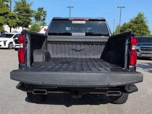 Used 2019 Chevrolet Silverado 1500 LT Trail Boss AWD/4WD image 13