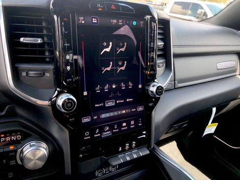 New 2026 RAM 1500 Laramie AWD/4WD image 30