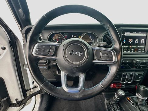 Used 2023 Jeep Wrangler Unlimited Rubicon 4xe w/ Cold Weather Group AWD/4WD image 12