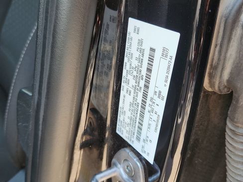 Used 2024 Ford Escape Active AWD/4WD image 19