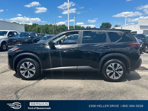 Used 2023 Nissan Rogue SV AWD/4WD image 5