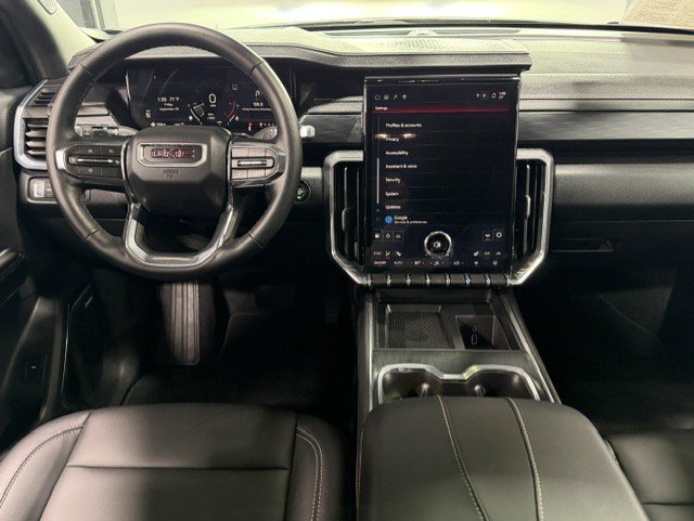 Certified 2026 GMC Acadia Elevation w/ Elevation Premium Package AWD/4WD image 9