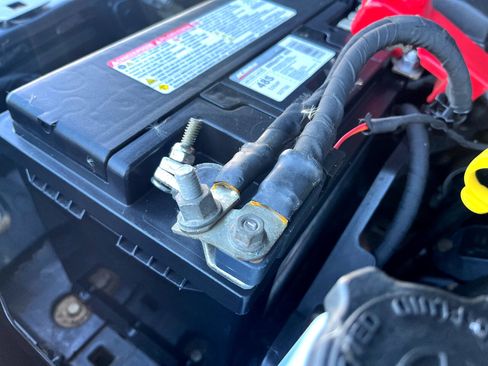 Used 2018 Jeep Wrangler Sport image 31