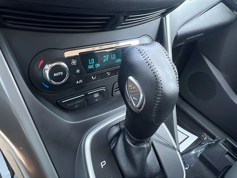 Used 2014 Ford Escape SE w/ Equipment Group 201A FWD image 14