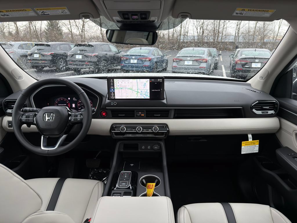 New 2026 Honda Pilot Touring image 12