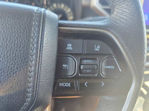 Used 2022 Toyota Tundra Limited w/ TRD Off-Road Package image 32