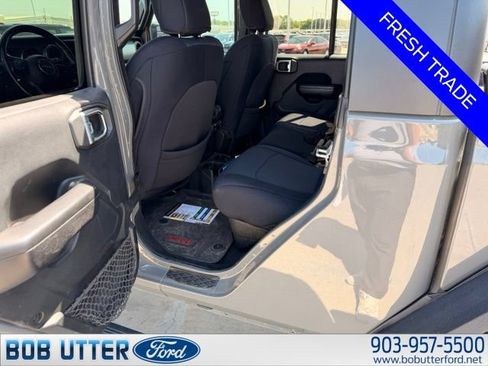 Used 2020 Jeep Gladiator Sport w/ Quick Order Package 24S AWD/4WD image 6