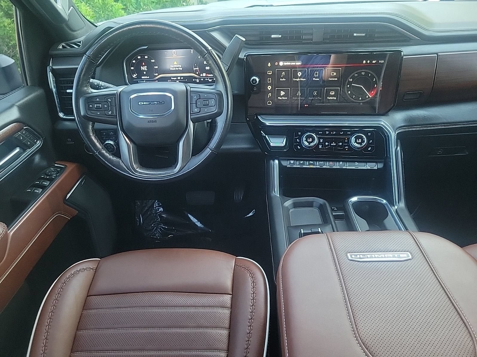 Used 2024 GMC Sierra 2500 Denali Ultimate AWD/4WD image 19