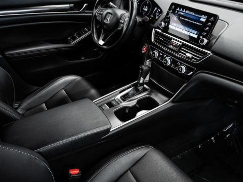 Used 2021 Honda Accord Sport image 29