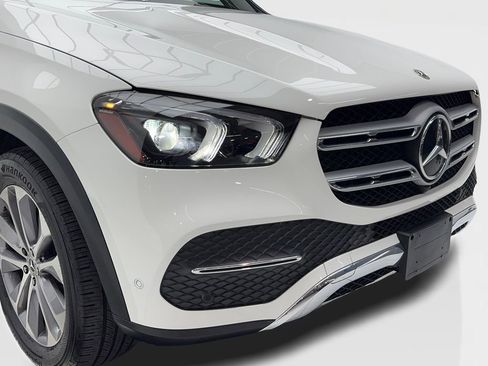 Used 2022 Mercedes-Benz GLE 350 w/ Premium Package image 3