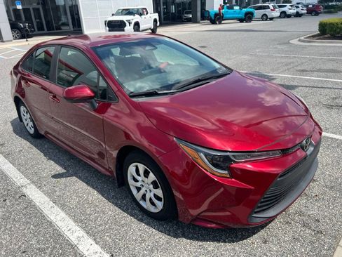 Used 2024 Toyota Corolla LE FWD image 1