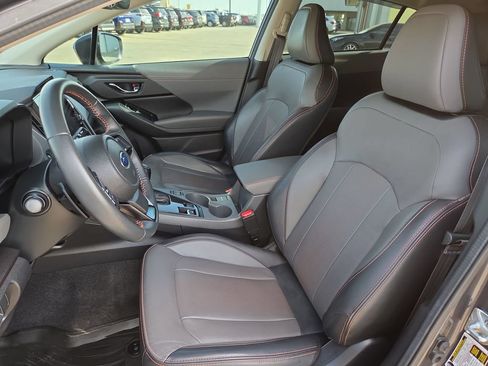 Used 2024 Subaru Crosstrek 2.5i Limited w/ Crosstrek Mirror Package AWD/4WD image 16