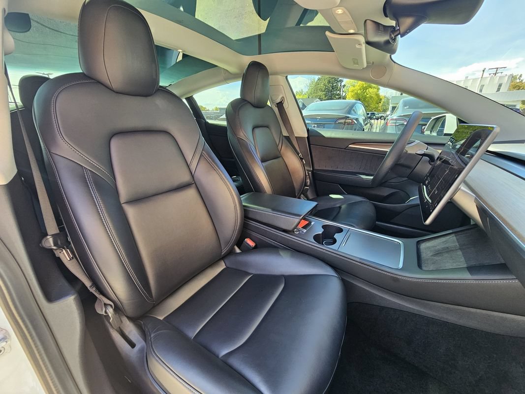 Used 2021 Tesla Model 3 Standard Range Plus RWD image 18