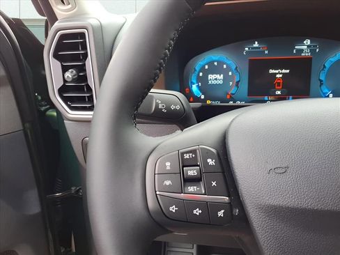 New 2025 Ford Bronco Sport Outer Banks w/ Outer Banks Tech Package+ AWD/4WD image 12