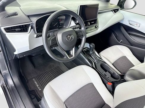 Used 2023 Toyota Corolla SE FWD image 9