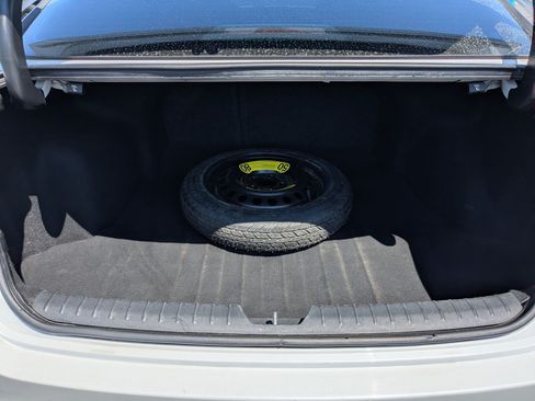 Used 2017 Kia Optima LX FWD image 29