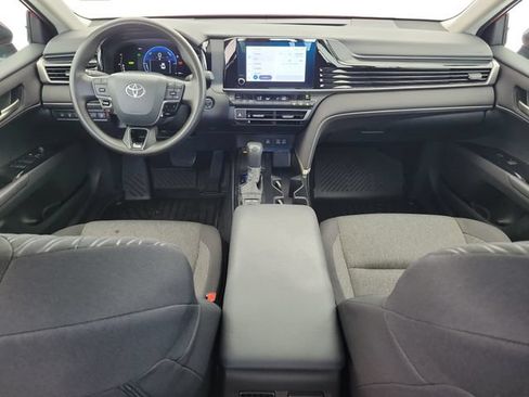 Used 2025 Toyota Camry LE w/ Convenience Package AWD/4WD image 16