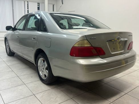 Used 2004 Toyota Avalon XLS image 7