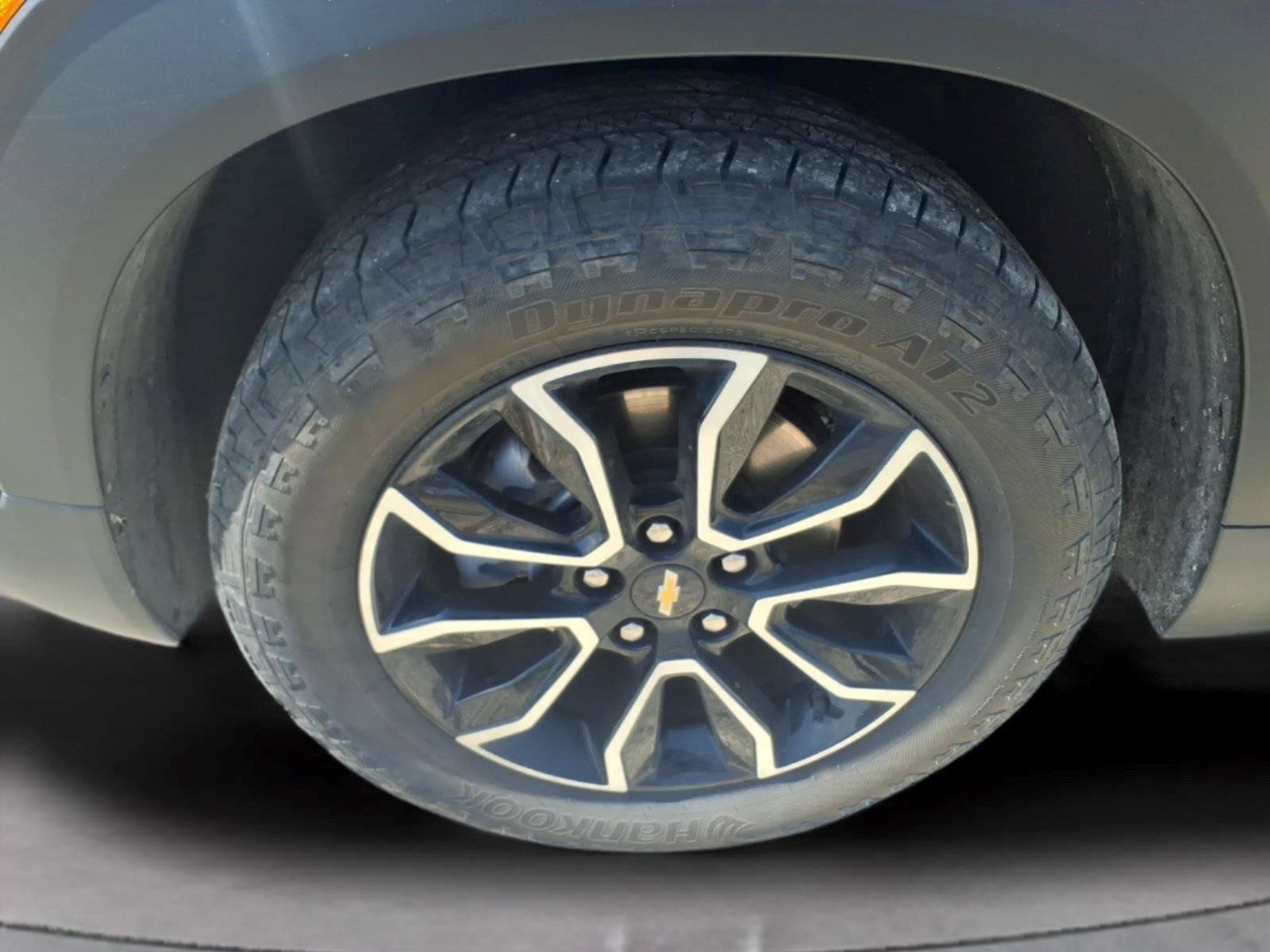 Used 2023 Chevrolet TrailBlazer ACTIV w/ Sun and Liftgate Package FWD image 9