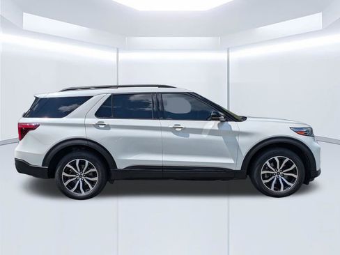 Used 2021 Ford Explorer ST w/ Equipment Group 401A AWD/4WD image 10