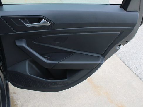 Certified 2024 Volkswagen Jetta Sport FWD image 21
