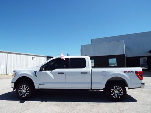 Used 2021 Ford F150 XLT w/ Equipment Group 301A Mid image 5