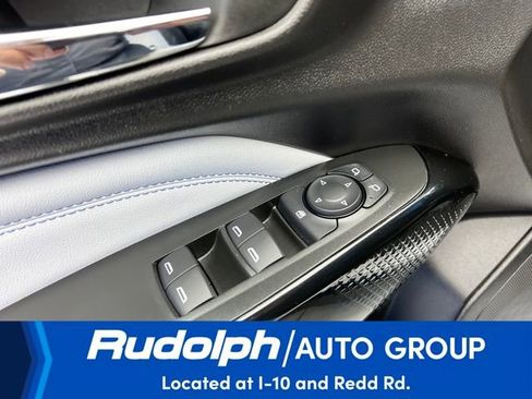 Used 2025 Chevrolet Trax LT image 11