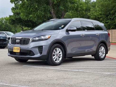 Used 2020 Kia Sorento LX w/ LX I4 Convenience Package FWD image 7