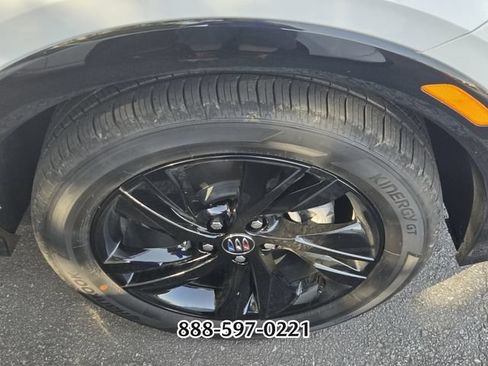 Used 2026 Buick Encore GX Sport Touring w/ Comfort Package FWD image 11
