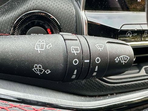 Used 2022 Jeep Compass Trailhawk w/ Trailhawk Convenience Group image 22