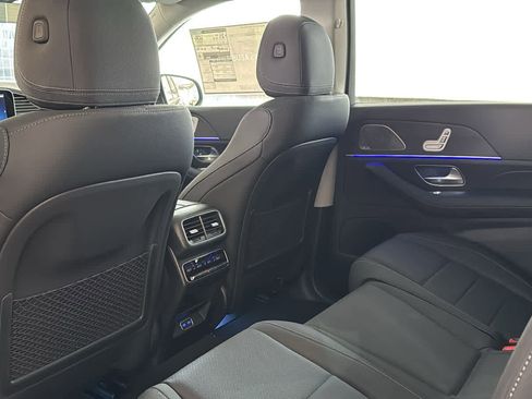 New 2026 Mercedes-Benz GLS 450 4MATIC image 29