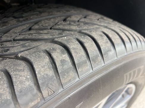 Used 2023 Cadillac Escalade ESV Sport image 8