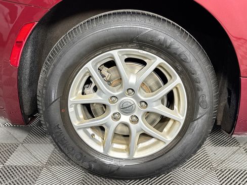 Used 2022 Chrysler Voyager LX FWD image 51