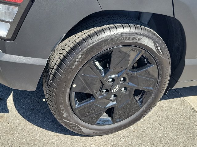 Used 2026 Hyundai Kona SEL Sport FWD image 29
