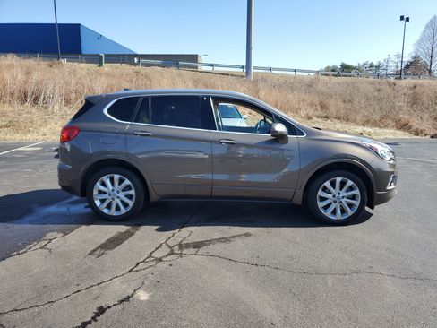 Used 2017 Buick Envision Premium image 3