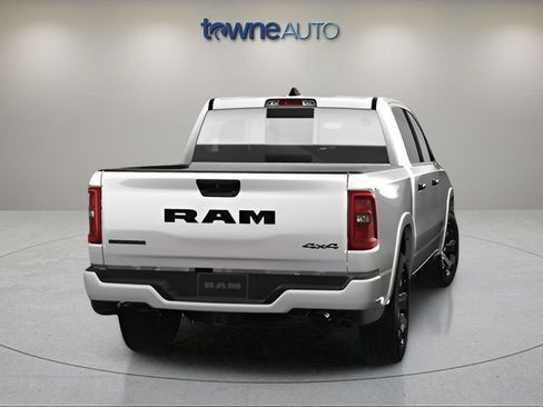 Used 2025 RAM 1500 Big Horn AWD/4WD image 16