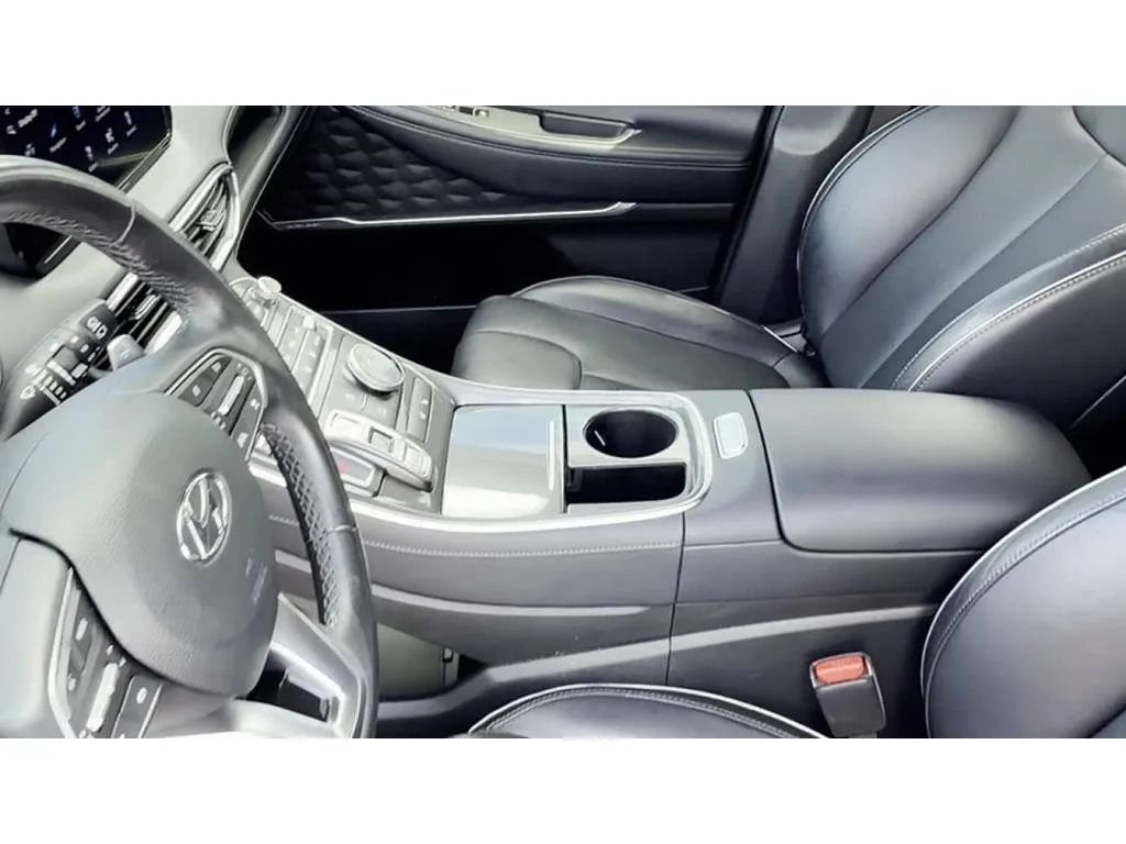 Used 2022 Hyundai Santa Fe SEL w/ Convenience + Premium Package AWD/4WD image 14