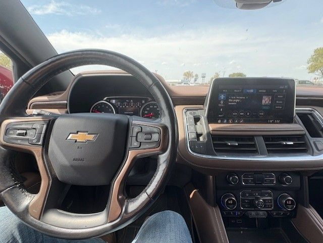 Used 2021 Chevrolet Tahoe High Country w/ Premium Package AWD/4WD image 15