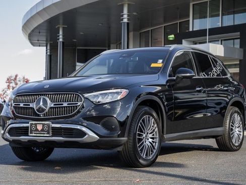 Certified 2024 Mercedes-Benz GLC 300 4MATIC image 3