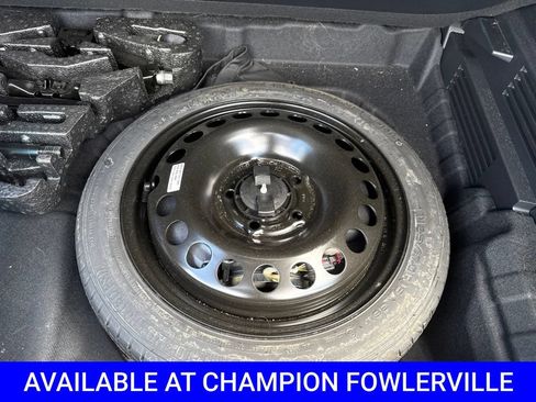 Used 2025 Chevrolet TrailBlazer LT AWD/4WD image 23